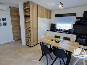 Prodej vily, Privlaka, Chorvatsko, 260 m2