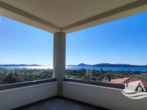 Prodej bytu 3+kk, Tribunj, Chorvatsko, 100 m2