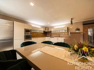 Prodej komerční nemovitosti, Kutná Hora, Zvěřinova, 317 m2