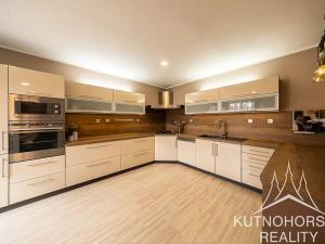 Prodej komerční nemovitosti, Kutná Hora, Zvěřinova, 317 m2