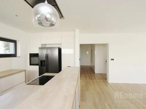 Pronájem rodinného domu, Dobřejovice, Čestlická, 130 m2