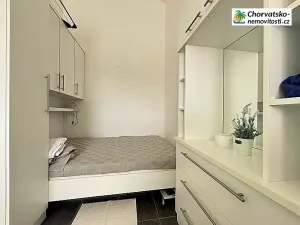 Prodej bytu 3+kk, Novalja, Chorvatsko, 63 m2