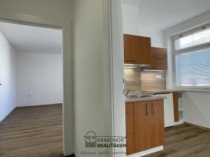Pronájem bytu 2+kk, Hranice - Hranice I-Město, Pernštejnské náměstí, 44 m2