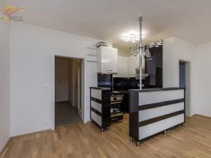 Pronájem bytu 3+kk, Praha - Modřany, Zlochova, 83 m2