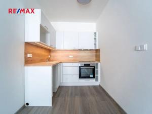 Pronájem bytu 2+kk, Kolín, 5. května, 54 m2