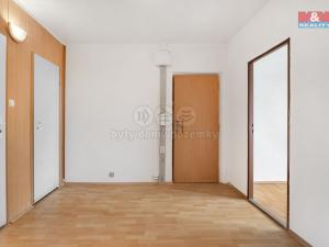 Prodej bytu 3+1, Teplice - Trnovany, V závětří, 71 m2