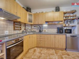 Prodej bytu 3+1, Město Touškov, Partyzánská, 90 m2