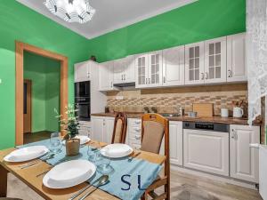 Prodej vily, Kamenický Šenov, Smetanova, 281 m2