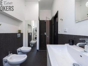 Pronájem bytu, Praha - Smíchov, Holečkova, 170 m2
