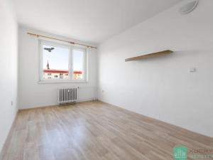 Prodej bytu 2+kk, Osek, Sokolská, 43 m2