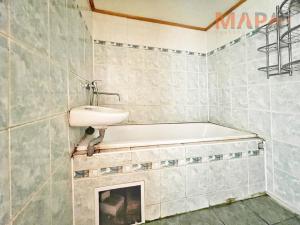 Pronájem bytu 2+1, Chomutov, Holešická, 62 m2