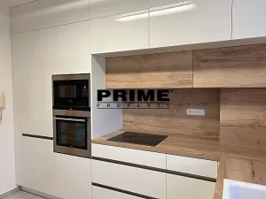 Pronájem rodinného domu, Průhonice, Františka Zemana, 400 m2