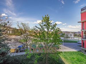 Prodej bytu 2+kk, Beroun, Nad Paloučkem, 56 m2