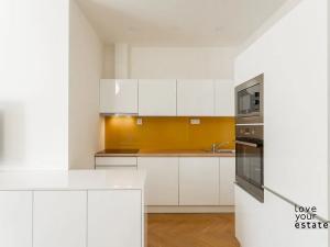 Pronájem bytu 2+kk, Praha - Holešovice, U smaltovny, 50 m2
