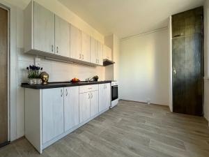 Pronájem bytu 3+1, Česká Lípa, Okružní, 77 m2