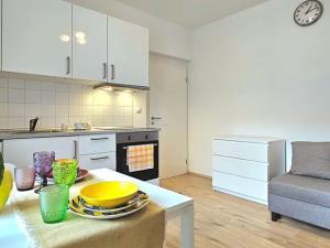 Pronájem bytu 1+kk, Praha - Krč, Budějovická, 27 m2