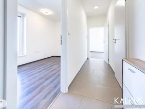 Pronájem bytu 2+kk, Hradec Králové, V Koutech, 50 m2