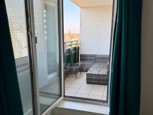 Prodej bytu 2+kk, Praha - Horní Měcholupy, Hornoměcholupská, 64 m2