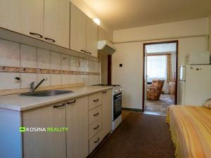 Prodej bytu 2+1, Kynšperk nad Ohří, Zámečnická, 52 m2