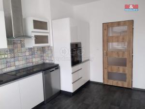 Prodej bytu 2+1, Krnov - Pod Bezručovým vrchem, Revoluční, 88 m2