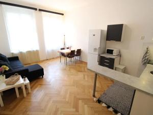 Prodej bytu 2+kk, Praha - Nové Město, Růžová, 54 m2