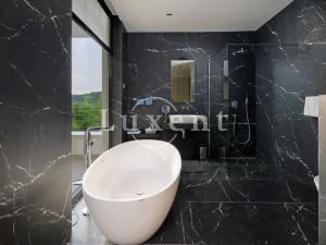 Prodej vily, Umag, Chorvatsko, 300 m2