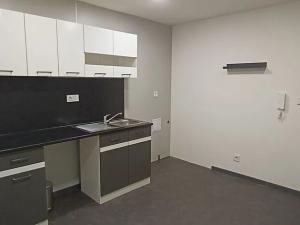Pronájem komerční nemovitosti, Uherský Brod, Hradišťská, 12 m2