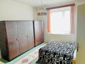 Prodej rodinného domu, Kamenné Žehrovice, 180 m2