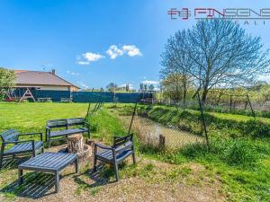Prodej rodinného domu, Mšec, Vítovská, 180 m2