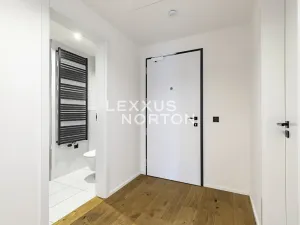Pronájem bytu 2+kk, Praha - Smíchov, Grafická, 66 m2