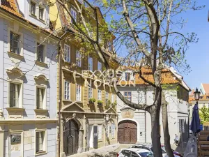 Prodej bytu 2+kk, Praha - Staré Město, U obecního dvora, 125 m2