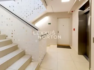 Pronájem bytu 2+kk, Praha - Smíchov, Holečkova, 94 m2