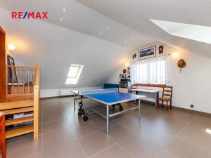 Prodej rodinného domu, Hostivice, Liliová, 392 m2