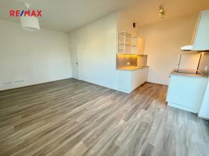 Pronájem bytu 2+kk, Plzeň, Na Terasách, 51 m2