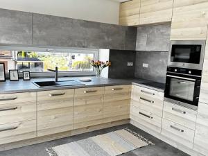 Pronájem bytu 3+kk, Mikulovice, Valčíkova, 85 m2