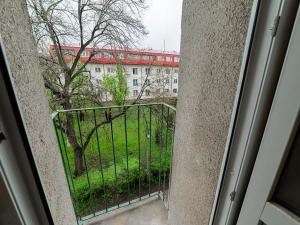 Prodej bytu 3+1, Praha - Kobylisy, Vršní, 65 m2