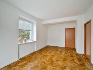 Prodej bytu 2+kk, Praha - Suchdol, U kruhovky, 60 m2