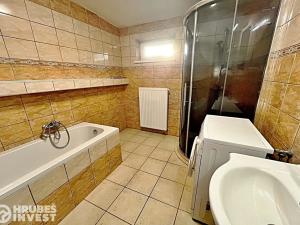 Prodej rodinného domu, Uhersko, 107 m2
