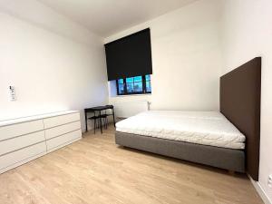 Pronájem bytu 1+kk, Praha - Hloubětín, Poděbradská, 27 m2