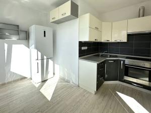 Pronájem bytu 1+1, Humpolec, Na Rybníčku, 42 m2
