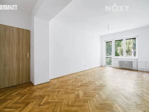 Prodej bytu 3+1, Břeclav, Fintajslova, 70 m2