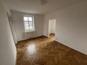 Pronájem bytu 2+1, Liberec, Raisova, 46 m2