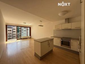 Pronájem bytu 3+kk, Praha - Vysočany, Podnádražní, 102 m2