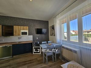 Prodej bytu 2+kk, Znojmo, Stanislavova, 37 m2
