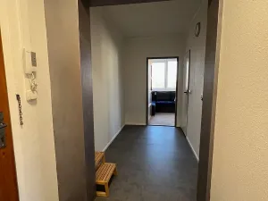 Pronájem bytu 2+1, Praha - Kobylisy, Jelínkova, 50 m2