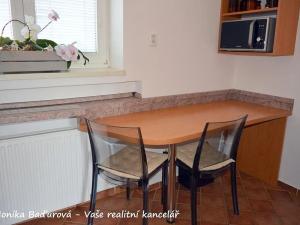 Prodej bytu 3+1, Otrokovice, Školní, 79 m2