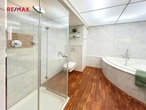 Prodej bytu 2+1, Praha - Zbraslav, Jaromíra Vejvody, 62 m2