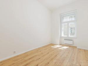 Pronájem bytu 1+1, Praha - Smíchov, Preslova, 38 m2