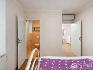 Prodej rodinného domu, Praha - Slivenec, Jantarová, 135 m2