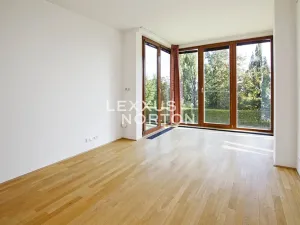 Pronájem bytu 4+1, Praha - Břevnov, Šermířská, 150 m2